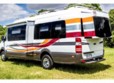 Sprinter Home 515, a partir de 2018 também com slide-out traseiro - então uma exclusividade da Neway.