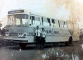 Urbano sobre plataforma Magirus-Deutz da Viação Planalto, de Brasília (DF) - parte da frota de 115 unidades adquirida pela empresa em 1970; note as caixas de faróis, modernizadas segundo o estilo da nova carroceria Marcopolo (fonte: rodrigomattar.grandepremio).