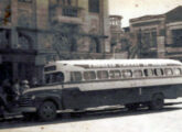 Caminhão Chevrolet 1948-52 com chassi alongado e carroceria Nicola pertencente à Empresa Caiense de Ônibus, de São Sebastião do Caí (RS) (fonte: portal historiasvalecai).