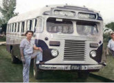 Dos primeiros ônibus do tipo coach da Nicola foi este, sobre chassi Ford, operado pelo Expresso Campos Novos, de Campos Novos (SC) (fonte: Aparício Moreira  / egonbus). 