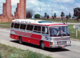 Diplomata em chassi Mercedes-Benz OF da paranaense Pluma em foto publicada em edição de 1974 da revista "Sua Boa Estrela".