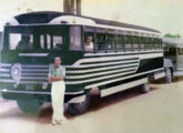 Carroceria construída em Natal (RN), em 1951, sobre chassi usado adquirido em Recife (PE) (fonte: portal fatosefotosdenatalantiga). 