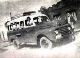 Ford F-1 1948-50 como micro-ônibus, operando na região de Piracanjuba, ao sul de Goiânia (GO) (fonte: portal topclassic).