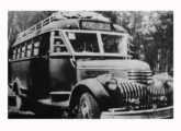 Chevrolet 1947 com carroceria Ott - o primeiro carro da São João, de Victor Razzera & Cia, empresa sediada em Cachoeira do Sul (RS); o ônibus efetuava a ligação rodoviária de 250 km com Bagé.