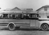 Ford 1948-50 com o mesmo tipo de carroceria Ott, também da catarinense Reunidas (fonte: Ivonaldo Holanda de Almeida).