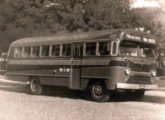 Supostamente sobre chassi International, este Ott pertenceu à Empresa de Ônibus Quevedense, de São Lourenço do Sul (RS) (fonte: Elvira Kunde / onibusbrasil).
