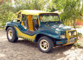 Buggy Pacífico, fotografado em Tibau do Sul (RN) em 2010; quebra-matos, faróis de milha e santantônio reforçado não são itens originais (foto: LEXICAR).