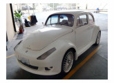 Fusca equipado com kit de personalização da Personal Parts.