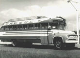 Ônibus Piasson em chassi Ford F-600 nacional na frota da empresa Unesul de Transportes, de Porto Alegre (RS) (fontes: Marcos Jeremias, Ivonaldo Holanda de Almeida / onibusbrasil).