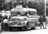 Lotação Mercedes-Benz - sempre modelo LP-312 - com carroceria Pilares operando no Rio de Janeiro (RJ) em meados da década de 60 (fonte: site onlycarspictures).