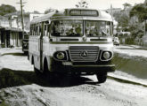 Ônibus Pilares sobre chassi Mercedes-Benz LP praticando linhas suburbanas do Rio de Janeiro (RJ) em 1963 (fonte: Arquivo Nacional).