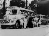 Um lotação Pilares carioca transportando excursão de uma escola católica nos anos 70 (fonte: Ivonaldo Holanda de Almeida).