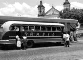 Ônibus "Brasil" parado em abrigo da Praça XV de Novembro, no Centro de Manaus (fonte: portal manausontemhojesempre).
