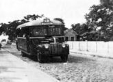 Ford 1947 da Viação César, atendendo à linha Prado, em Fortaleza (CE) (foto: Nirez / fortalezanobre).