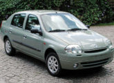 Renault Clio Sedan 2000.