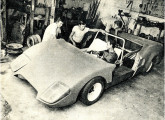 Bimotor Jamaro, protótipo de 1969 que não chegou às pistas; o carro antecedeu em meses o Fusca bimotor dos irmãos Fittipaldi (fonte: site mestrejoca).
