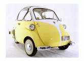 Romi-Isetta 1957 – um dos mais de 300 exemplares sobreviventes do primeiro carro brasileiro; a principal diferença com relação ao modelo anterior está nos faróis e nos para-lamas, mais compridos (fonte: Automóveis Antigos).    