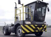 Versão 2023 do trator TT-40 - 4x2 equipado com motor Cummins ou MWM, com 132 t de capacidade de tração.