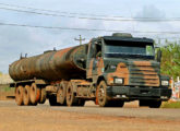 Cavalo-mecânico T 113 H 360 do Exército Brasileiro, fotografado em Porto Velho (RO) em setembro de 2013 (foto: Marcos C. Filho).