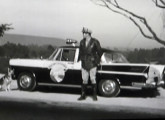 O Simca Chambord foi personagem central d'O Vigilante Rodoviário - uma das primeiras séries televisivas brasileiras, estreada em janeiro de 1962, na TV Tupi; na imagem, extraída do episódio "O Assalto", os dois outros heróis do seriado: o patrulheiro Carlos (Carlos Miranda) e o cão Lobo.     