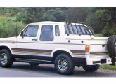 Cabine-dupla Star Car sobre Chevrolet D-20.