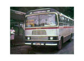 Urbano Striuli da primeira metade dos anos 60 sobre Mercedes-Benz LP, com nova grade e (excepcionalmente) apenas dois faróis (fonte: site classicalbuses).