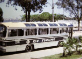 O mesmo Cityrama, à esquerda na foto anterior: sobre chassi Mercedes-Benz O-321 HL, pertencia à carioca FAC Turismo (fonte: Jorge A. Ferreira Jr.).