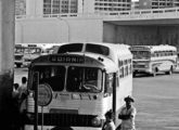 O mesmo carro da Araguarina, estacionado na estação rodoviária de Brasília (DF) (fonte: Ivonaldo Holanda de Almeida / Franck Verspeelt).