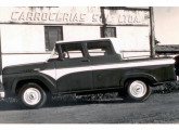 Cabine-dupla da gaúcha Carrocerias Sul sobre picape Ford F-100 1962 (fonte: site showroomimagensdopassado).