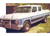 Cabine-dupla GB Special sobre Chevrolet D-10. 