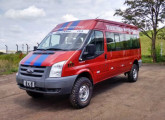 Van Ford Transit (importada da Turquia) transformada em 4x4 pela Território.