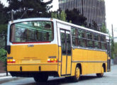 O mesmo ônibus da foto anterior em vista posterior (fonte: Jorge A. Ferreira Jr.).
