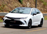 Corolla GR-S, versão esportiva apresentada no final de 2020 e comercializada a partir do fevereiro seguinte.