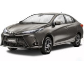 Toyota Yaris sedã 2023.