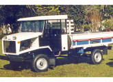 Caminhão Tramontini CTT-1600 na versão N, para 1,6 t de carga. 