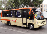 Micro Uni Buss sobre chassi Mercedes-Benz operando no Chile (foto: Marcos Santander).