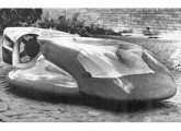 Maquete de veículo a colchão de ar desenvolvido pela EE de São Carlos (SP) em 1963 (fonte: 4 Rodas).    