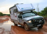 Victória Extreme sobre Ford F-4000 4x4 participando da expedição Travessia das Américas - 140.000 km percorridos por Eduardo e Letícia Issa, em três anos, entre 2011 e 2013 (foto: Eduardo Issa).