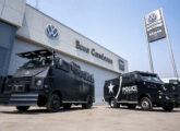 Dois dos três blindados MGA em chassi Volkswagen exportados para o Peru em 2024.
