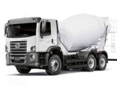 Caminhão-betoneira Constellation 26.280 (PBT de 23 t e 277 cv).