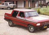 Wilcar cabine-dupla sobre picape Ford 1989.    