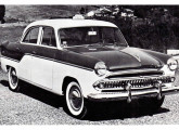 No final de 1960, no I Salão do Automóvel, o Aero-Willys foi apresentado na versão taxi.