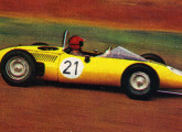 Fórmula Júnior com motor Gordini pilotado por Christian Heins, único carro com motor nacional a finalizar os 500 Quilômetros de Interlagos de 1962: foi primeiro na categoria e quinto na geral (foto: 4 Rodas).   