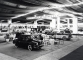 Recém lançados, Aero-Willys e Renault Dauphine foram as grandes atrações da Willys no Salão do Automóvel de 1960 (fonte: Jorge A. Ferreira Jr. / Anfavea).