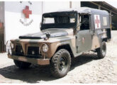 A picape Jeep na versão Ambulância (fonte: Paulo Roberto Steindoff / jeepguerreiro). 