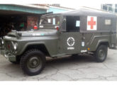 Ambulância militar F-85 de 1970; desmobilizado, o carro se encontrava à venda em 2020 (fonte: Paulo Roberto Steindoff / carro.mercadolivre).