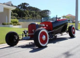 Hot rod Willys Whippet 1927 com carroceria da paranaense Lakester.