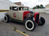 Ford 1932 Deuce Coupé.