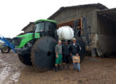 Um dos primeiros pulverizadores da Januário, este com rodas de aço, entregue em setembro de 2018 a agricultores de Nova Santa Rita (RS).