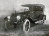 Napier inglês de 35 cv com carroceria "double-phaeton" da Garagem Moreira (fonte: Auto-Propulsão).